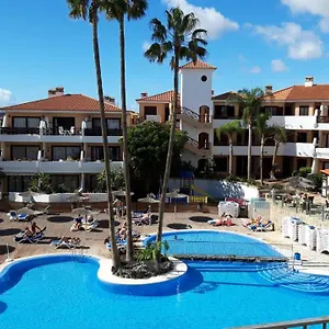 With Pool And Gardens Near The Coast Apartamento San Miguel de Abona